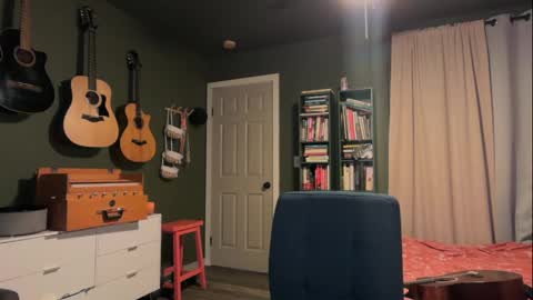 Kailee Smile online show from May 9, 5:02 am