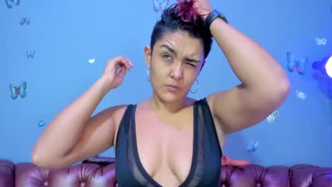 kaira_mosse_ online show from June 19, 12:00 pm