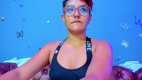 kaira_mosse_ online show from June 17, 11:59 am