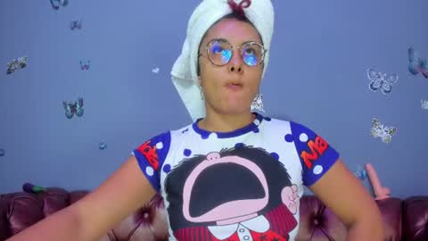 kaira_mosse_ online show from July 25, 10:13 am