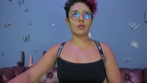 kaira_mosse_ online show from July 23, 11:41 am