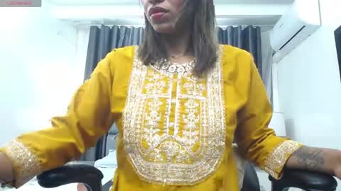 Kaira online show from April 27, 2:14 pm