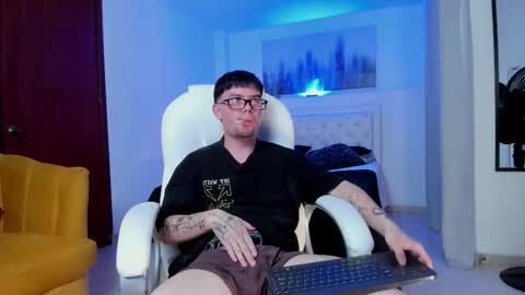 Kai online show from February 11, 7:29 pm