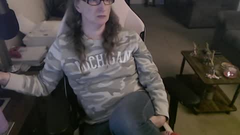 Camprincess331 online show from May 2, 12:38 am