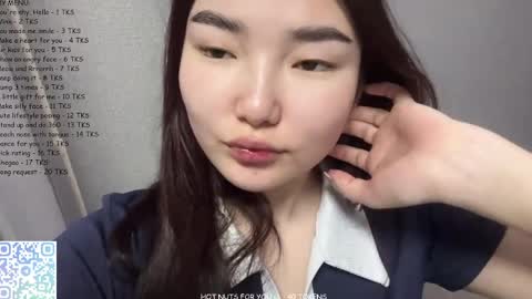 Sakura online show from April 22, 3:19 pm