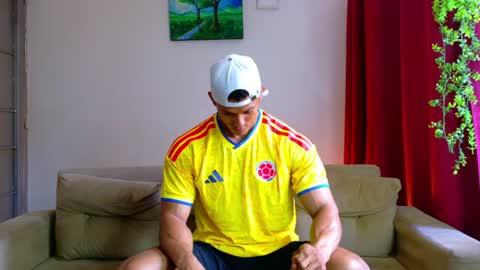 kale thomson online show from July 7, 7:29 pm