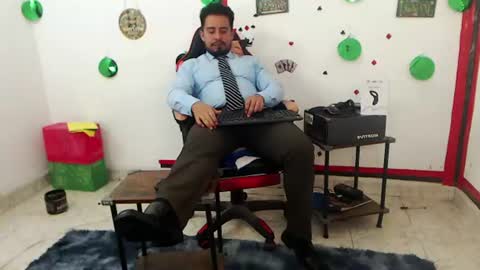 Kaleth online show from July 8, 5:16 pm