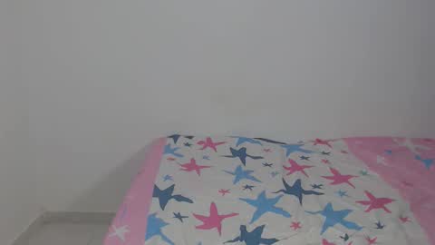 kalifah_ online show from April 28, 3:49 pm