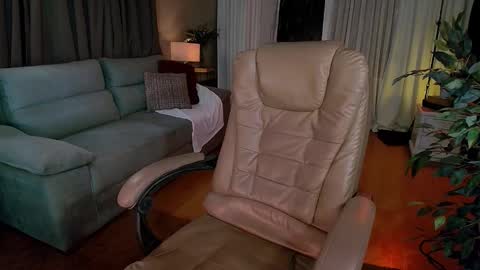 Kami online show from November 17, 3:20 am