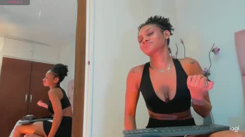    online show from July 28, 4:39 pm
