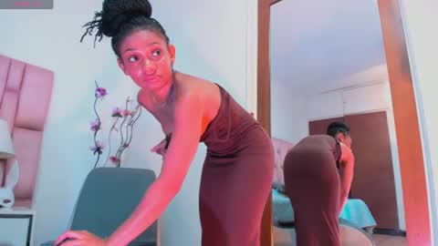    online show from July 4, 1:48 pm