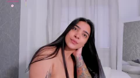 Kamila Betancourt online show from July 26, 1:30 pm