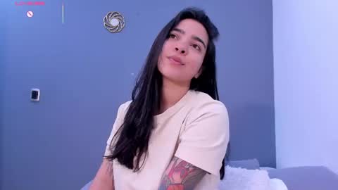 Kamila Betancourt online show from July 8, 11:57 am