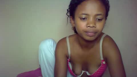 kamillah69 online show from February 15, 7:51 am