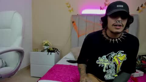 Snapshot of kaoz_23_ chatting on October 15, 3:54 am KaoZ  Goeth online show from October 15, 3:54 am