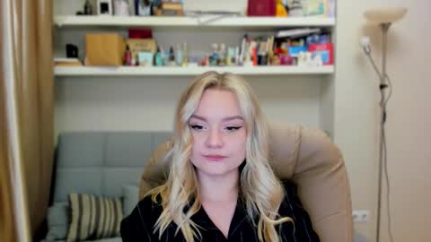 Kara. Off from 15th till 24th of December online show from December 5, 12:10 am