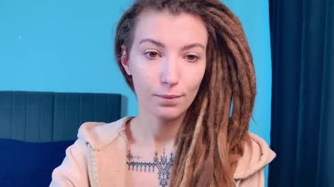 Kara online show from October 15, 10:49 am