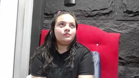 Karen online show from November 22, 6:06 pm