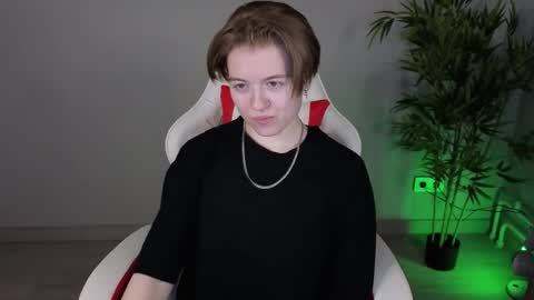 Karen online show from March 2, 9:27 am