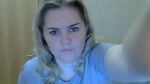 karennelsonx online show from June 30, 11:53 am