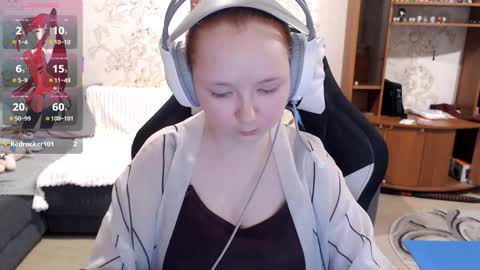 Snapshot of karicynthia chatting on October 23, 6:09 pm Lisa Backler online show from October 23, 6:09 pm