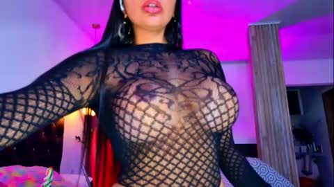 karina4squirt online show from June 21, 1:01 am