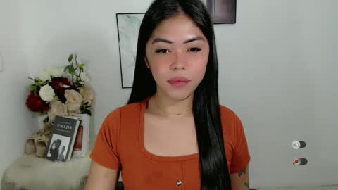 I AM BELLE online show from February 21, 6:44 pm