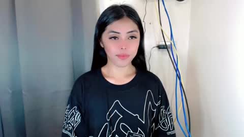 I AM BELLE online show from July 27, 6:11 am