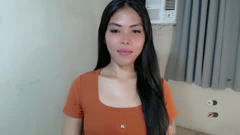 Snapshot of karina_fuckdoll chatting on February 25, 3:52 am I AM BELLE online show from February 25, 3:52 am
