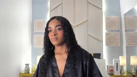 karinaacox online show from July 31, 12:50 pm