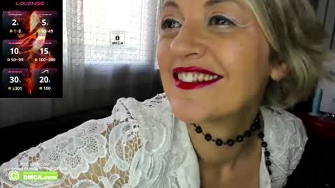 karinabrando online show from March 16, 9:35 am