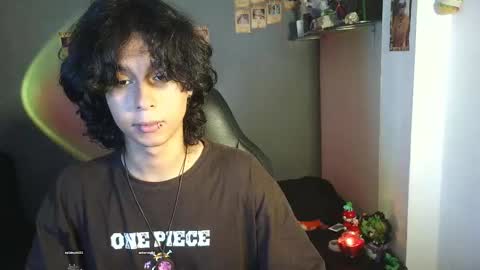Snapshot of kariozzz chatting on February 20, 4:47 pm call me kai 3 online show from February 20, 4:47 pm