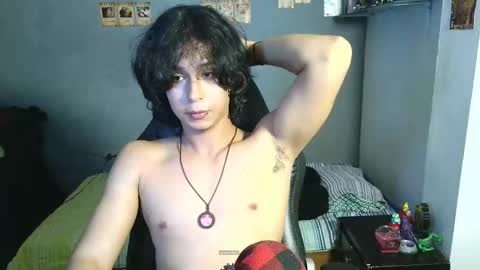 Snapshot of kariozzz chatting on March 1, 10:21 pm call me kai 3 online show from March 1, 10:21 pm