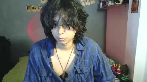 Snapshot of kariozzz chatting on February 26, 3:32 pm call me kai 3 online show from February 26, 3:32 pm