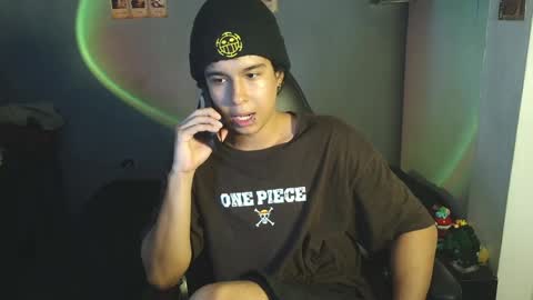 Snapshot of kariozzz chatting on February 9, 12:28 am call me kai 3 online show from February 9, 12:28 am
