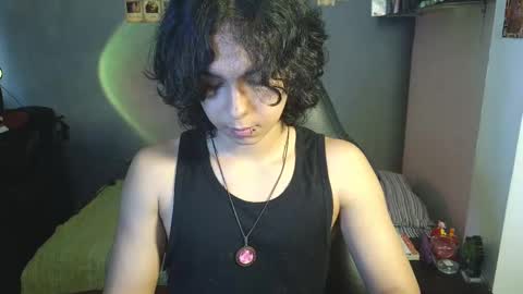 Snapshot of kariozzz chatting on March 7, 6:22 pm call me kai 3 online show from March 7, 6:22 pm