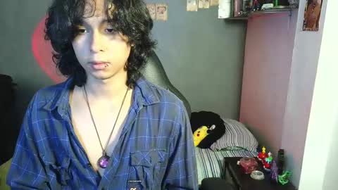 Snapshot of kariozzz chatting on March 2, 10:48 pm call me kai 3 online show from March 2, 10:48 pm