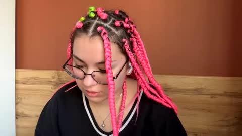 Katty online show from March 18, 7:25 am