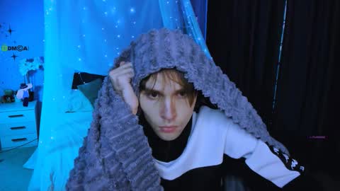 Karl online show from March 24, 11:00 pm