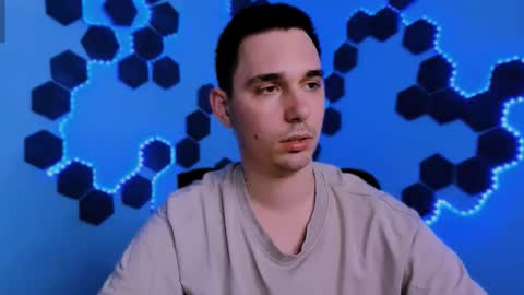 Karl online show from December 15, 11:45 pm