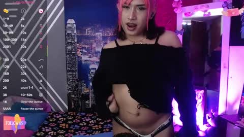 karla online show from April 29, 8:35 pm