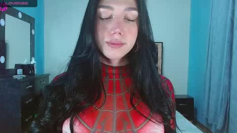 karla online show from November 15, 10:00 pm