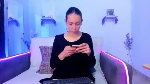 Karla online show from December 15, 3:08 pm