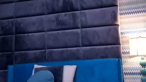 karmafoxx online show from June 22, 2:50 am