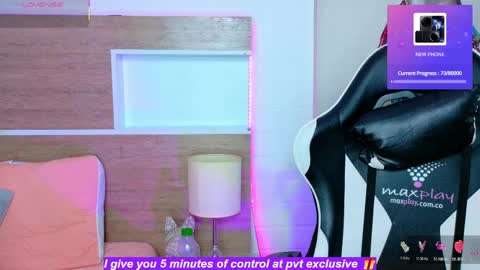 KAROL SCOTT online show from April 29, 2:38 am