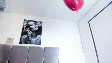 karol_wish online show from April 27, 4:10 am