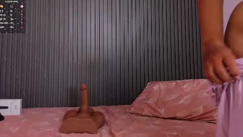 katalina online show from July 27, 10:45 am