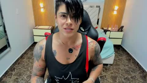 Karol and Luna online show from May 1, 9:09 pm