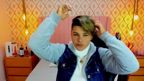 Karol and Luna online show from March 3, 3:08 am