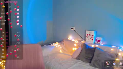 Kira online show from November 1, 3:07 am